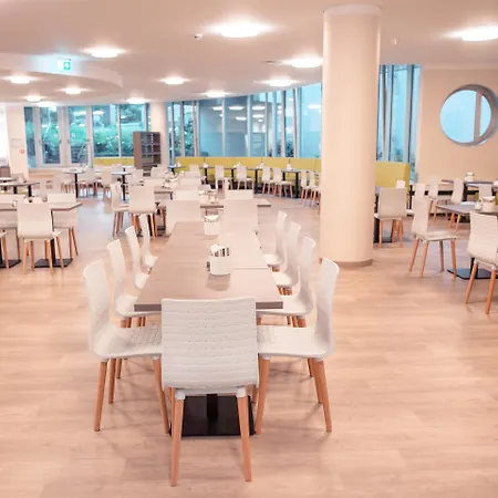 チューリップイン ミュンヘンメッセ 4*