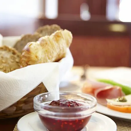 Szálloda Tulip Messe München