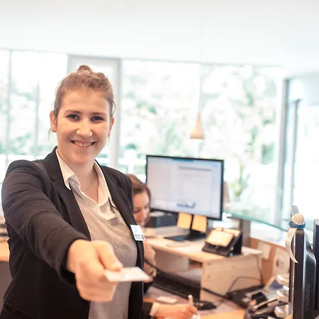 Ξενοδοχείο Tulip Messe 4*