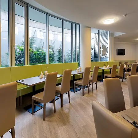 Hotel Tulip Messe 4*