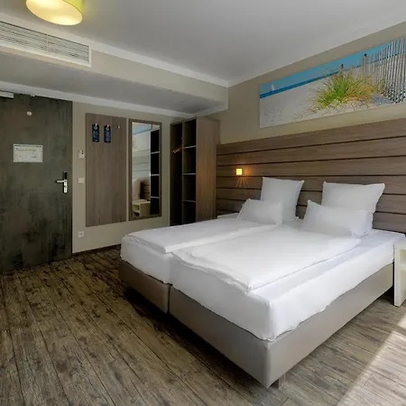 Hotell Tulip Messe 4*