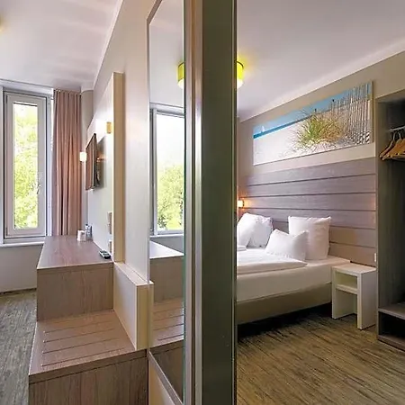 Tulip Messe 4*